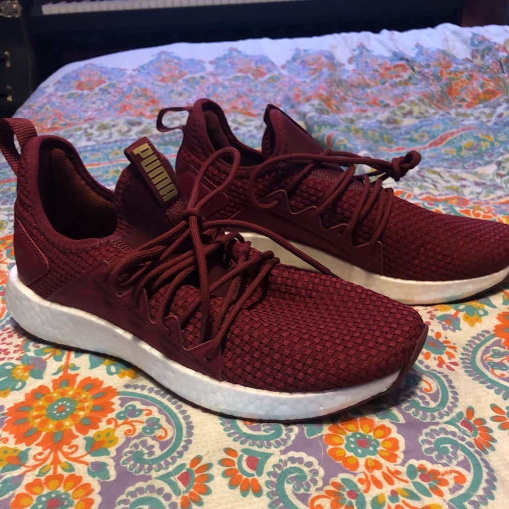 PUMA SNEAKERS